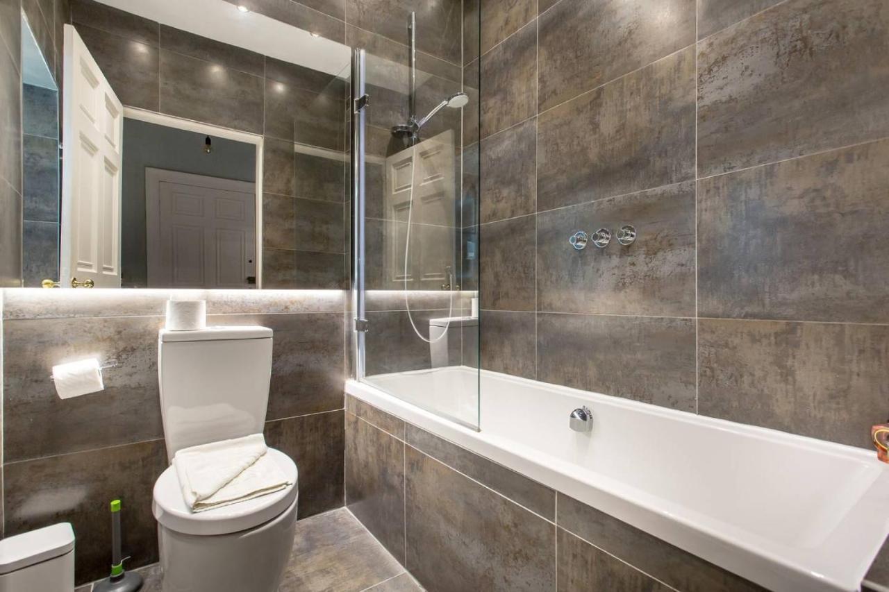 Joivy Converted Flat In Historic Building In New Town Edinburgh Ngoại thất bức ảnh