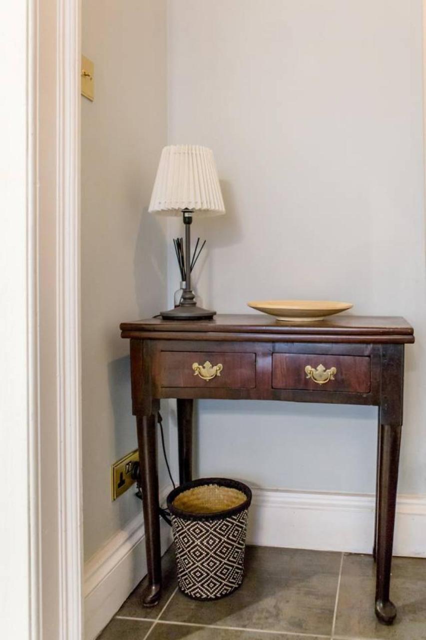 Joivy Converted Flat In Historic Building In New Town Edinburgh Ngoại thất bức ảnh